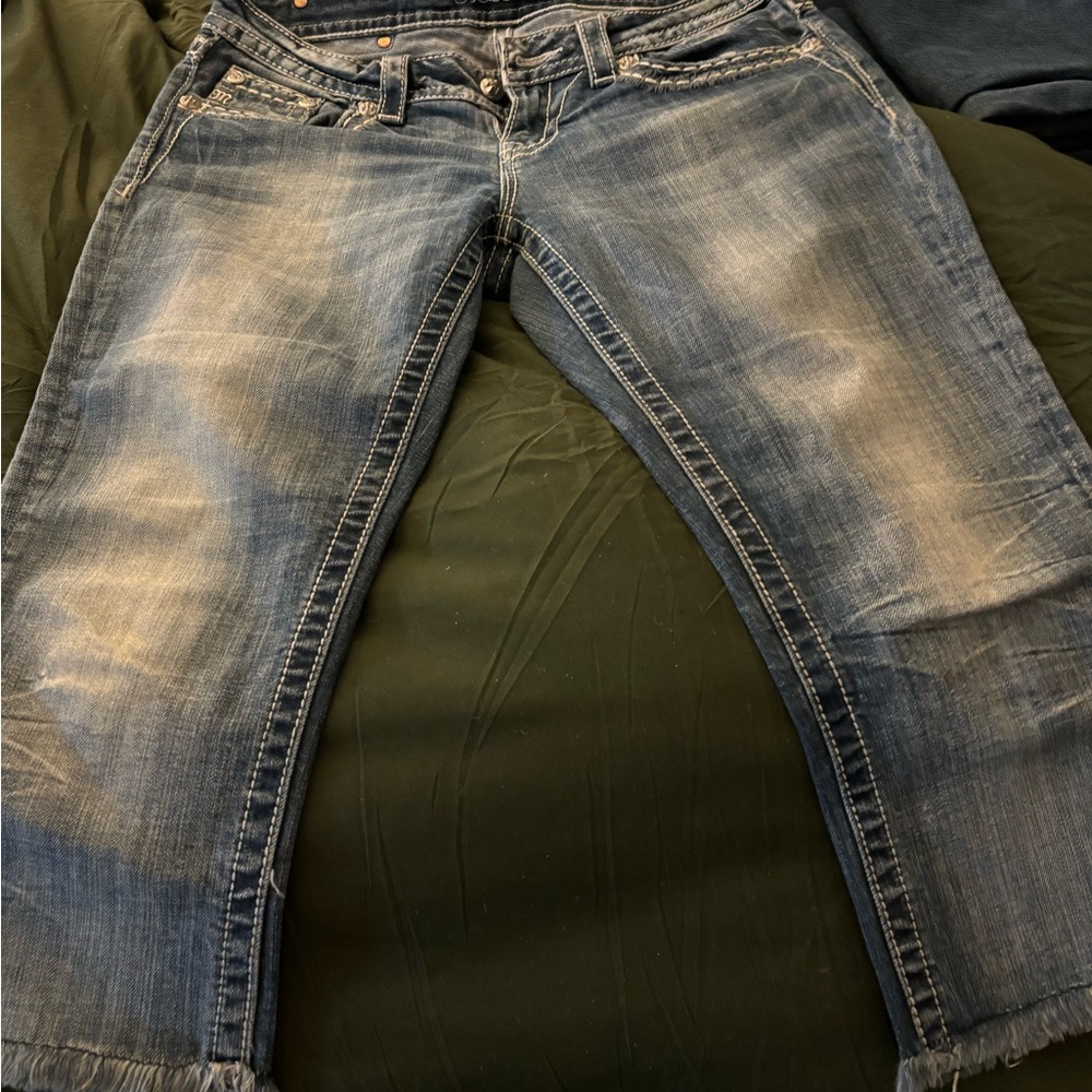 Miss me jeans mid rise size 28 cropped fringe bottom